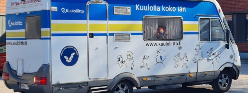 Kuuloliiton kuuloauto.